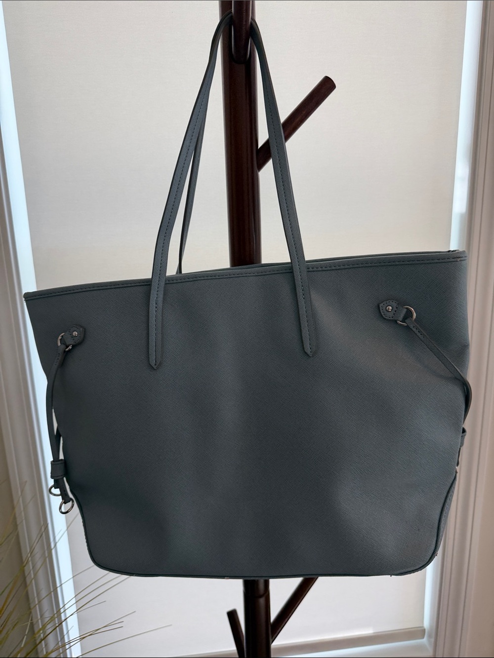 JustFab Tasha Cinch Tote Bag in Sky Blue - Picture 9 of 9